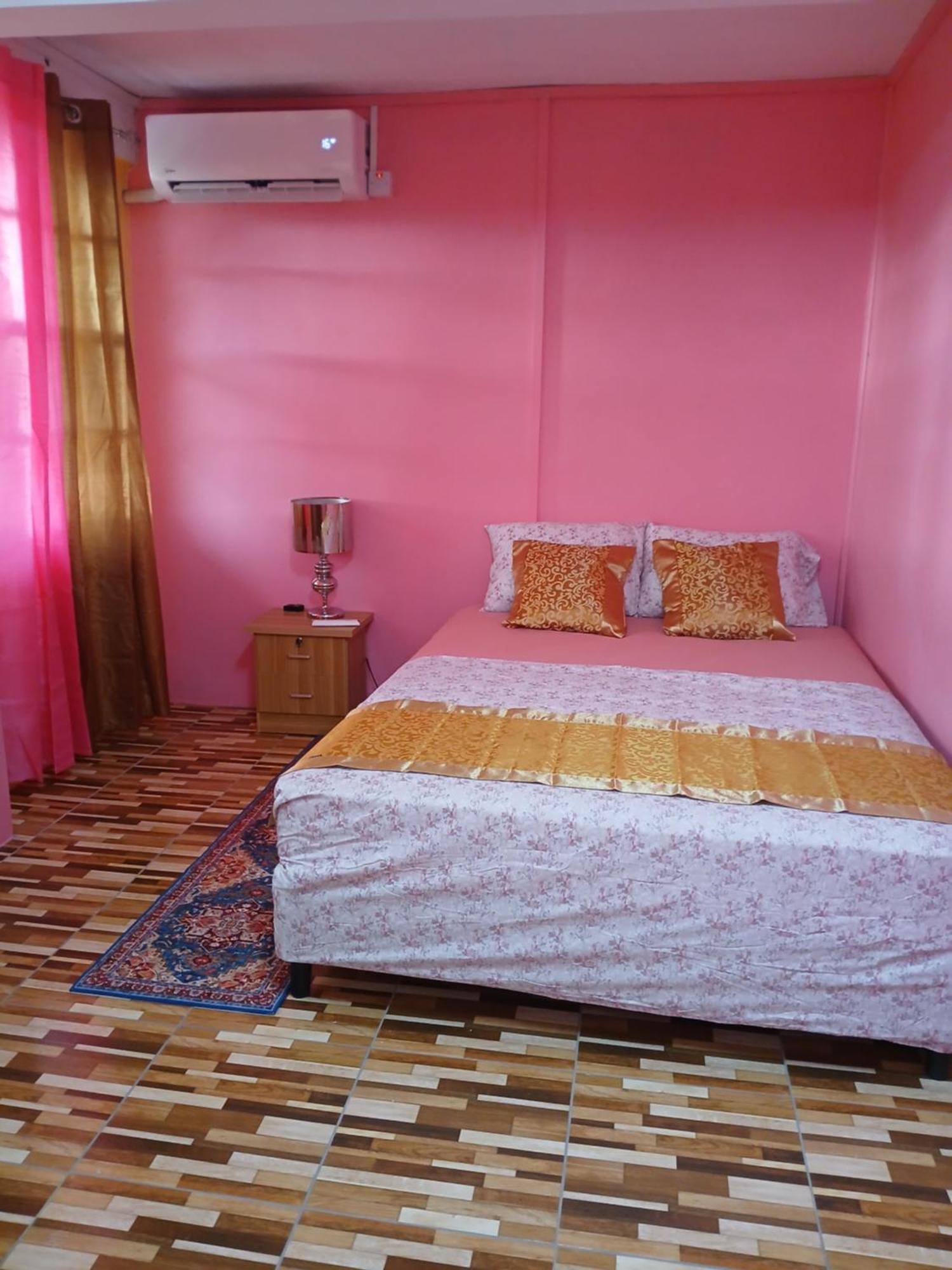 Bed and Breakfast Natrue'S Haven Marigot Exteriér fotografie