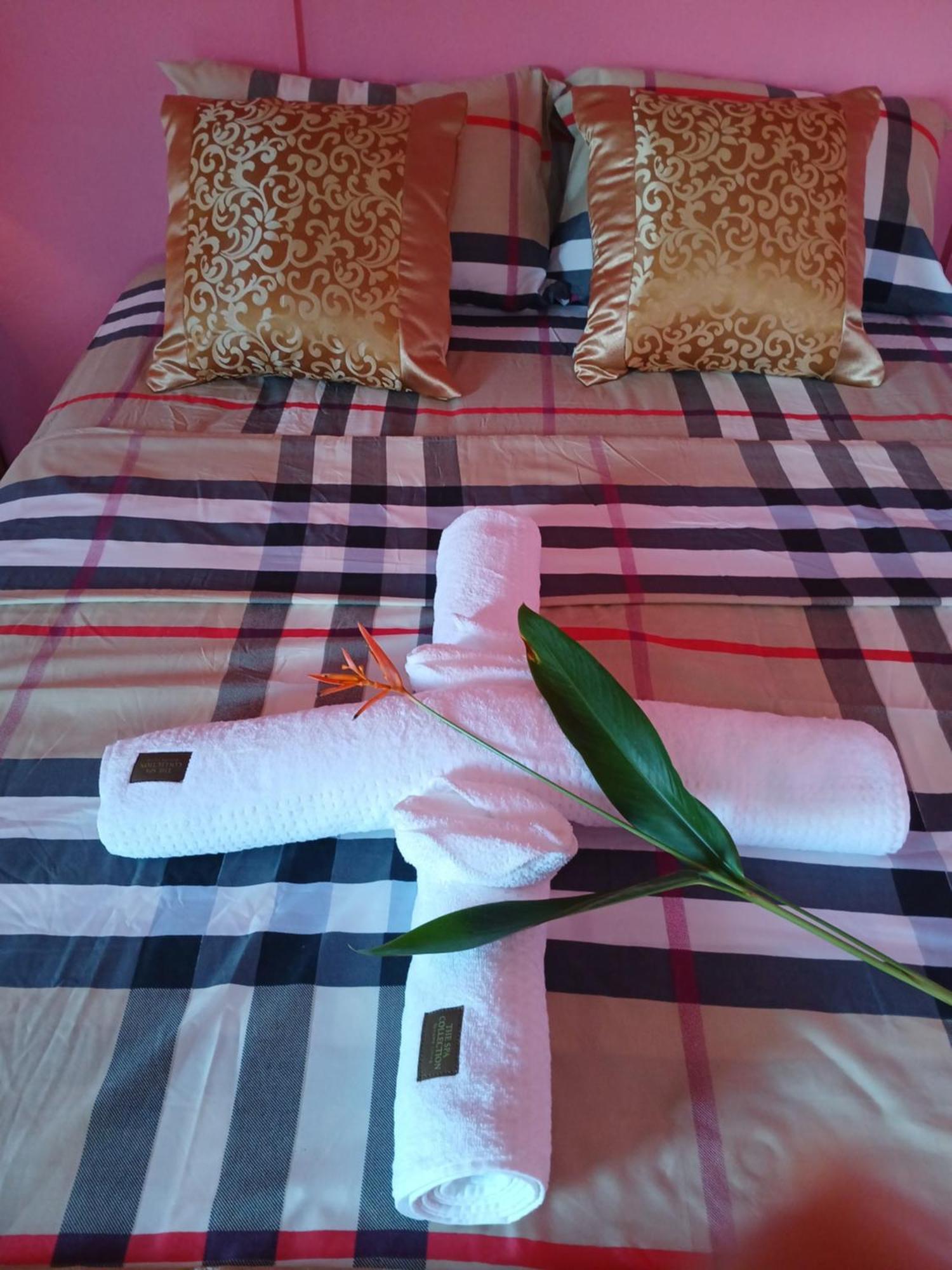 Bed and Breakfast Natrue'S Haven Marigot Exteriér fotografie