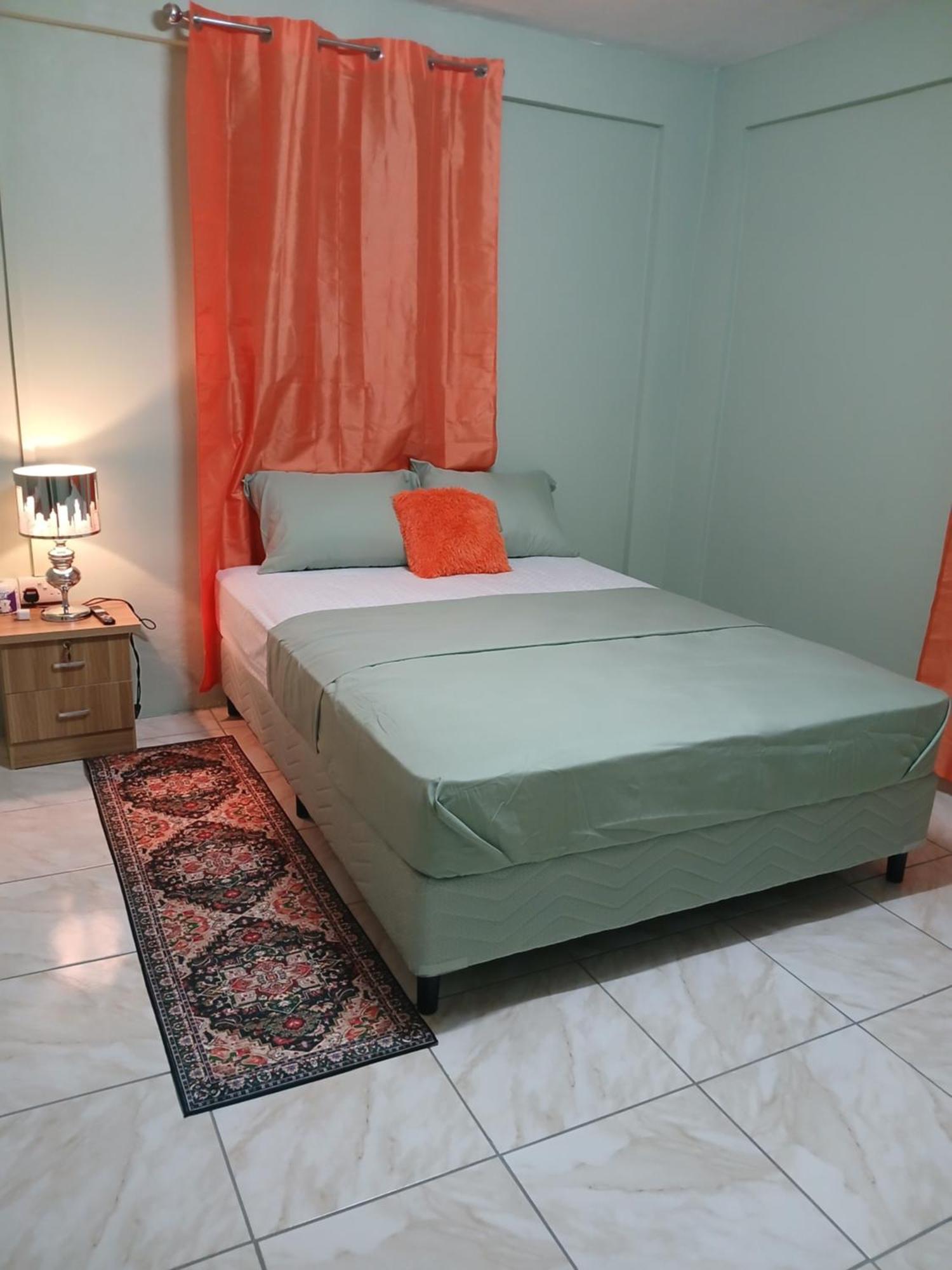 Bed and Breakfast Natrue'S Haven Marigot Exteriér fotografie